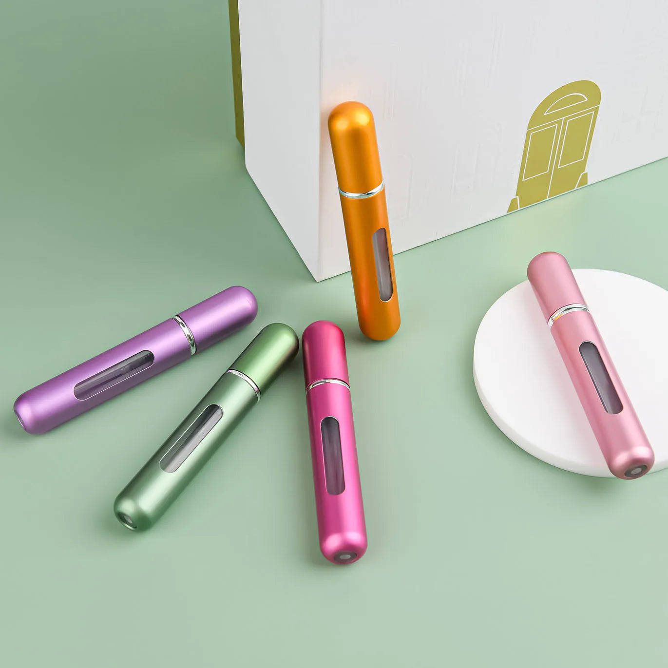 mini perfume bottle with spray
